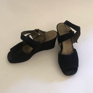 YSL black wedge sandals size 37 (7).